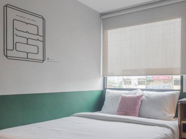 Bunk & Bilik Hotel Jalan Ipoh : photo 3 de la chambre chambre lit queen-size deluxe