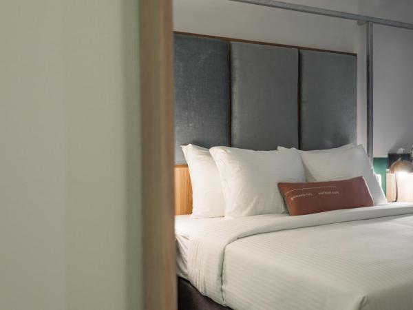 Bunk & Bilik Hotel Jalan Ipoh : photo 5 de la chambre suite lit king-size