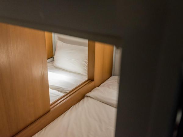 Bunk & Bilik Hotel Jalan Ipoh : photo 9 de la chambre lit superposé simple dans dortoir réservé aux femmes