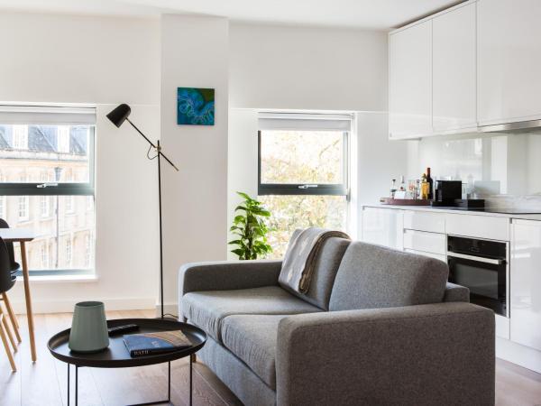 Hiding Space Westgate Apartments : photo 1 de la chambre studio standard