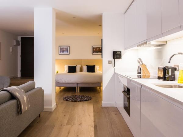 Hiding Space Westgate Apartments : photo 6 de la chambre studio de luxe