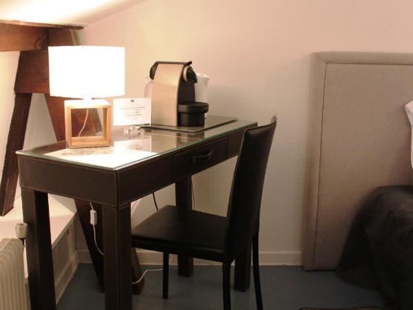 Résidence et Chambres d'Hôtes de La Porte d'Arras : photo 7 de la chambre studio standard