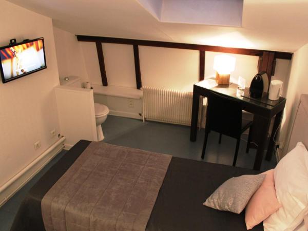 Résidence et Chambres d'Hôtes de La Porte d'Arras : photo 5 de la chambre studio standard