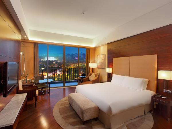 Hyatt Regency Dongguan : photo 4 de la chambre chambre lit king-size - accès au club