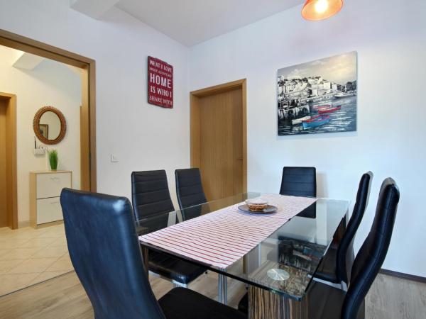 Vukosav Family Apartments and Rooms : photo 7 de la chambre appartement 3 chambres