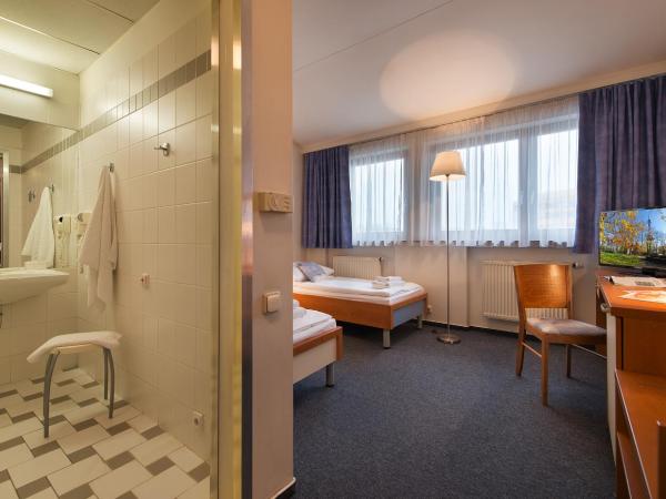 EA Hotel Populus : photo 4 de la chambre chambre double ou lits jumeaux