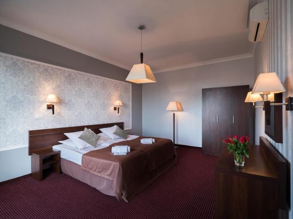 Jasek Premium Hotel Wrocław : photo 1 de la chambre appartement