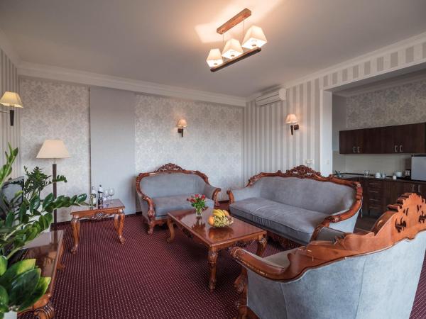 Jasek Premium Hotel Wrocław : photo 9 de la chambre appartement