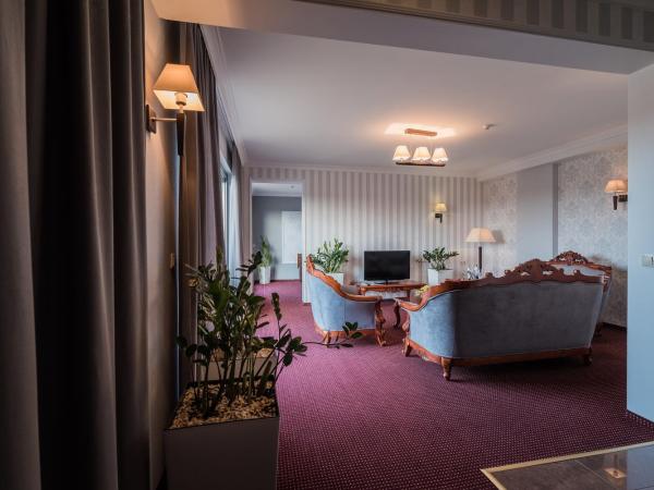 Jasek Premium Hotel Wrocław : photo 7 de la chambre appartement