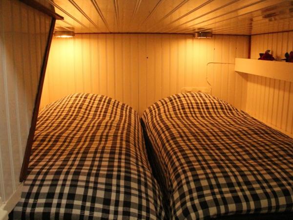 B&B Unitas : photo 7 de la chambre chambre quadruple avec salle de bains privative