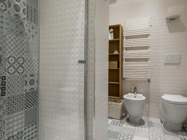 Moscova Luxury B&B : photo 7 de la chambre chambre double deluxe avec douche