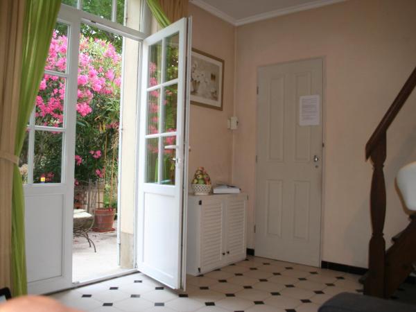 LE PETIT PALAIS Maisonnette : photo 2 de la chambre maisonnette