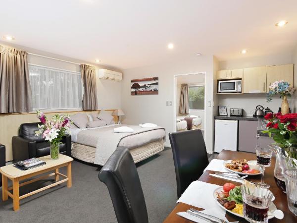 Arthur's Court Motor Lodge : photo 2 de la chambre grand appartement 1 chambre 