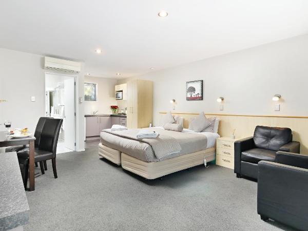 Arthur's Court Motor Lodge : photo 2 de la chambre studio exécutif
