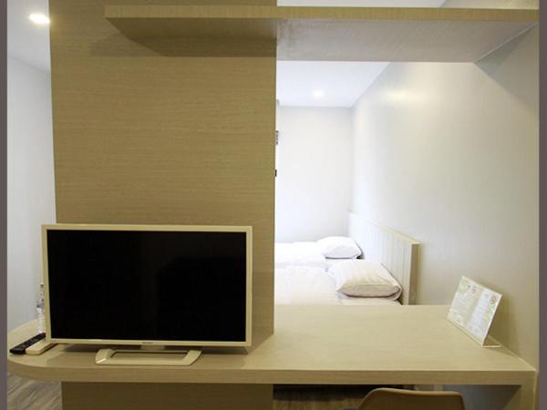 The Prima Residence - SHA Certificate : photo 6 de la chambre chambre double deluxe avec balcon