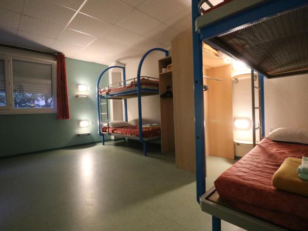 ETHIC ETAPES DIJON Accueil 24h24 et parking gratuit : photo 5 de la chambre lit superposé dans dortoir pour femmes