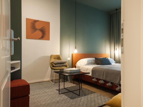 B&B Lorena Suites : photo 3 de la chambre chambre double ou lits jumeaux standard