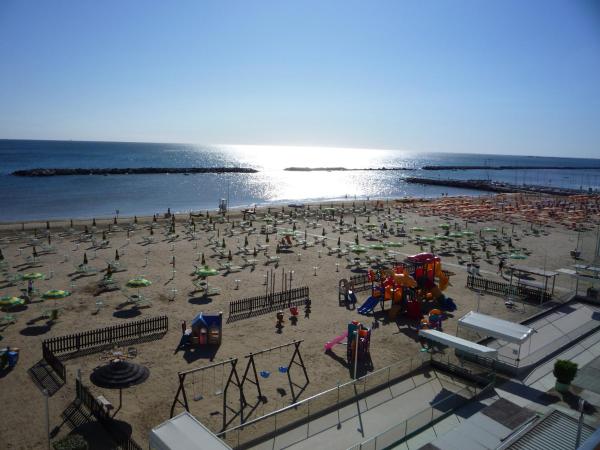 Albergo Aquila : photo 4 de la chambre chambre double Économique - vue sur mer