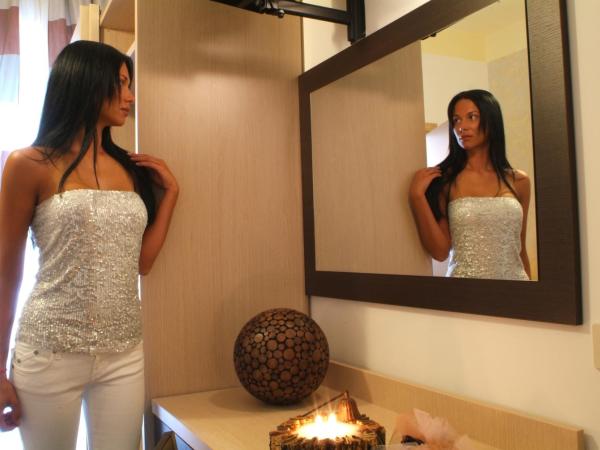 Hotel Villa Paola : photo 3 de la chambre chambre double deluxe - vue latérale sur mer