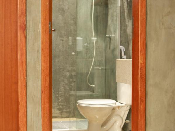 Pousada e Hostel Chez Marianne : photo 6 de la chambre lits superposés dans dortoir masculin