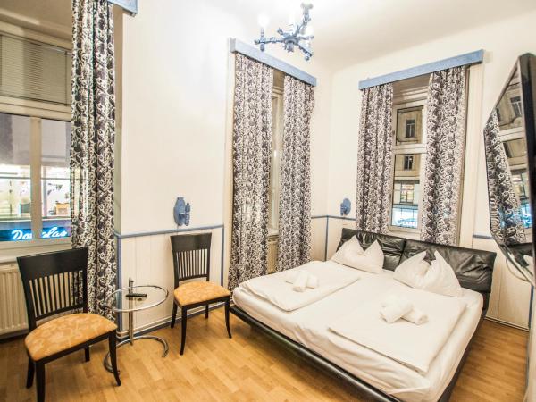 Urban Boutique Hotel : photo 5 de la chambre chambre double avec toilettes communes