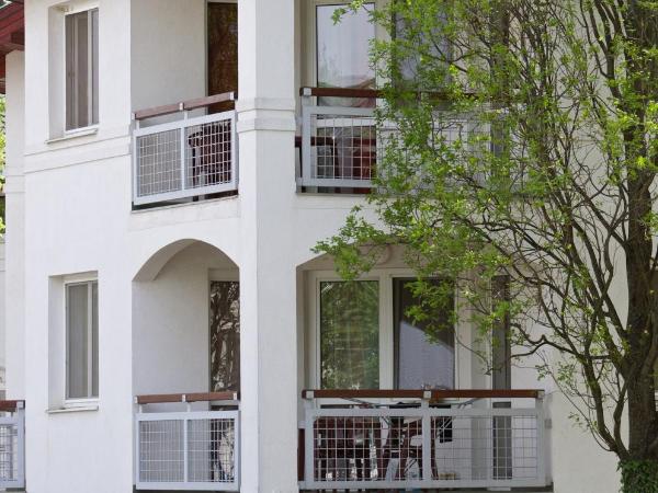 Auguszta Hotel és Diákszálló : photo 5 de la chambre appartement 3 chambres