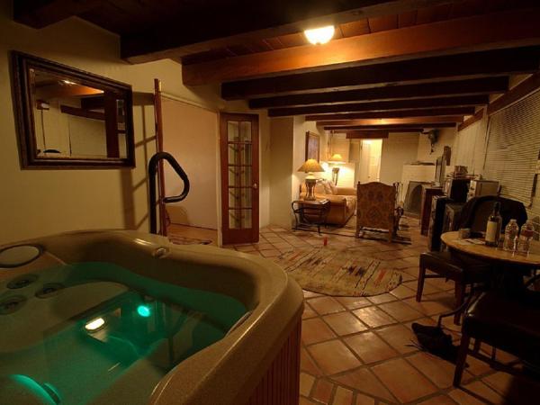 Casas de Suenos Old Town Historic Inn, Ascend Hotel Collection : photo 1 de la chambre 1 bedroom efficiency king suite, hot tub non smoking