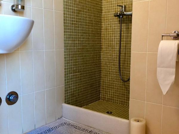 White Myth : photo 5 de la chambre chambre double deluxe avec balcon - vue sur mer