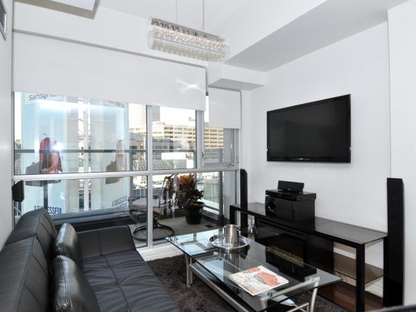 Yonge Suites Furnished Apartments : photo 2 de la chambre loft 1 chambre