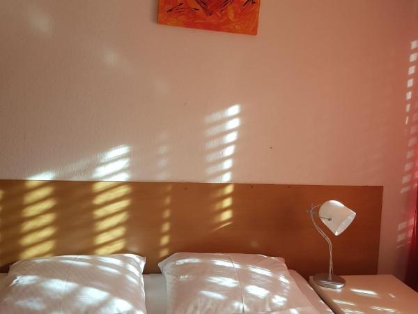 Hotel Wandsbek Hamburg : photo 6 de la chambre chambre double ou lits jumeaux