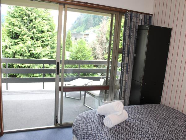 The Flaming Kiwi Backpackers : photo 2 de la chambre chambre lit queen-size