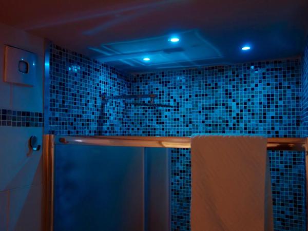 Villa Martina Classic & Luxury Room : photo 3 de la chambre grande chambre double 