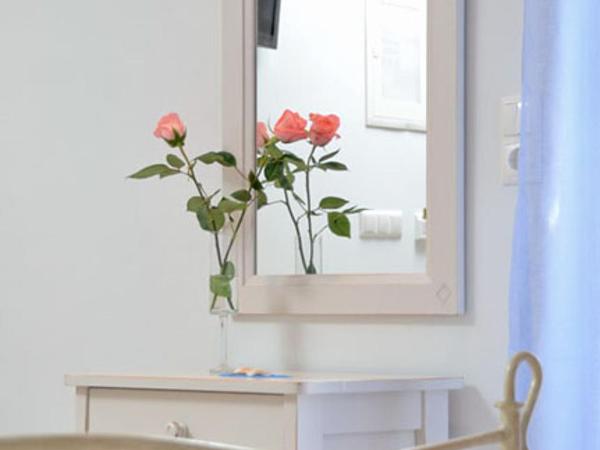 Naxos Blue Sky : photo 4 de la chambre chambre double ou lits jumeaux standard avec balcon