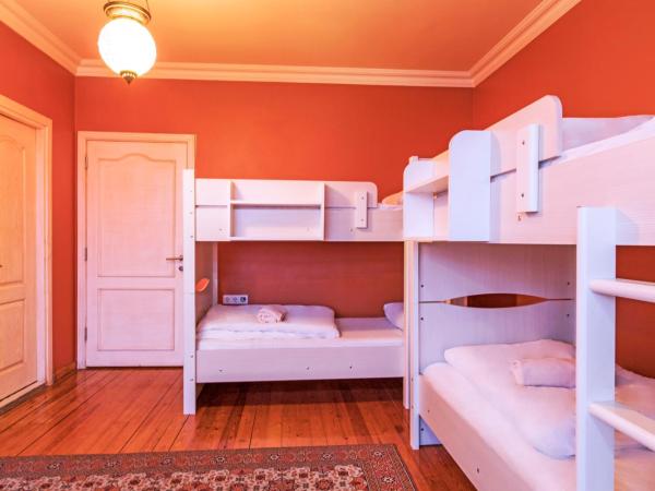 Cheers Lighthouse : photo 2 de la chambre lit dans dortoir mixte de 6 lits