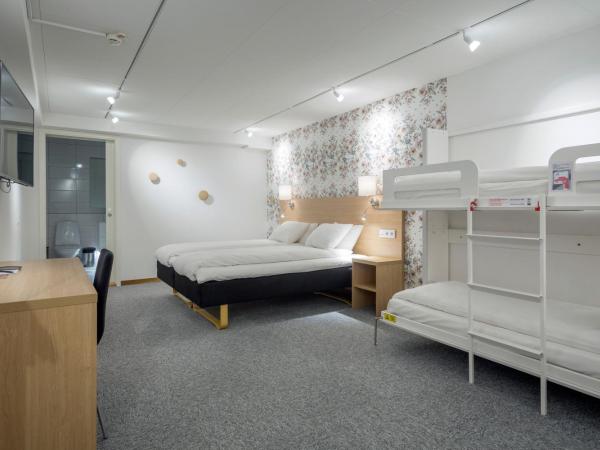 First Hotel Dragonen : photo 2 de la chambre chambre quadruple - sans fenêtre