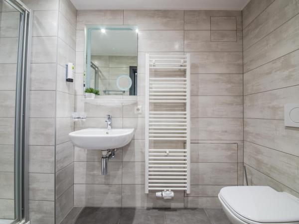 Mandarina Hotel Luxembourg Strassen : photo 9 de la chambre chambre double supérieure
