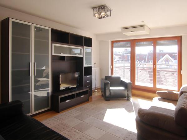 Gozsdu Court Budapest : photo 5 de la chambre appartement 1 chambre de luxe avec balcon 