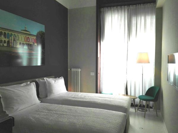 BC MAISON bed&cafe Milano : photo 2 de la chambre chambre double ou lits jumeaux avec balcon