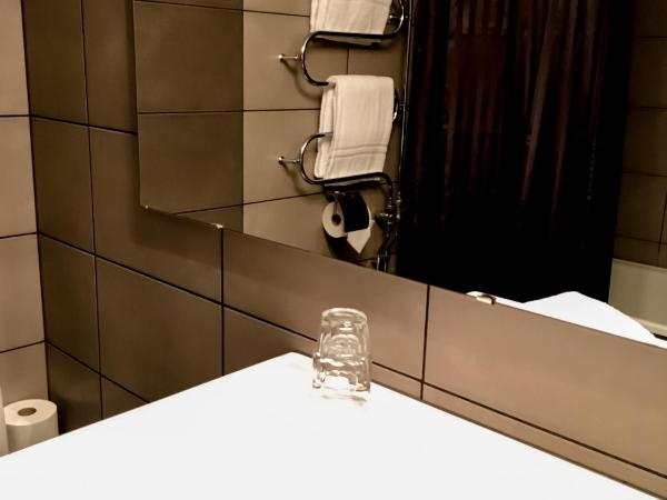 Hotell Östersund : photo 5 de la chambre chambre familiale supérieure