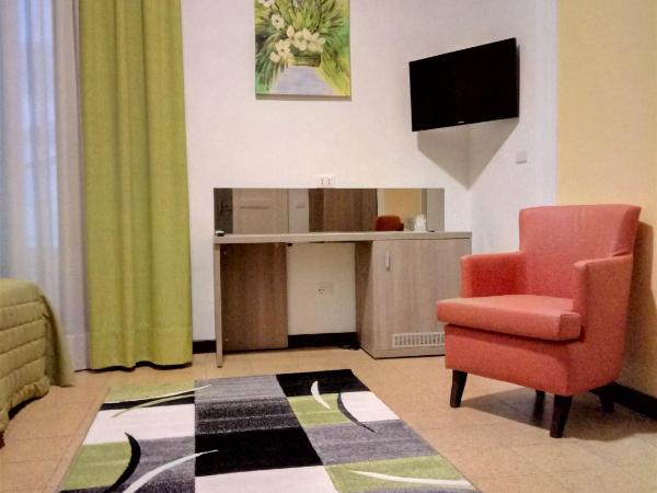 Moonlight Hotel&Suites : photo 2 de la chambre chambre double ou lits jumeaux