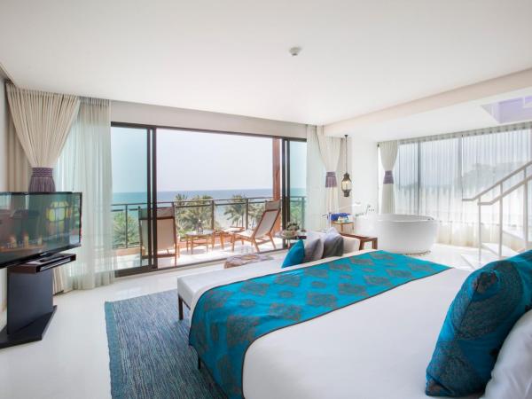 Marrakesh Hua Hin Resort & Spa : photo 7 de la chambre celestial suite in-bedroom jacuzzi