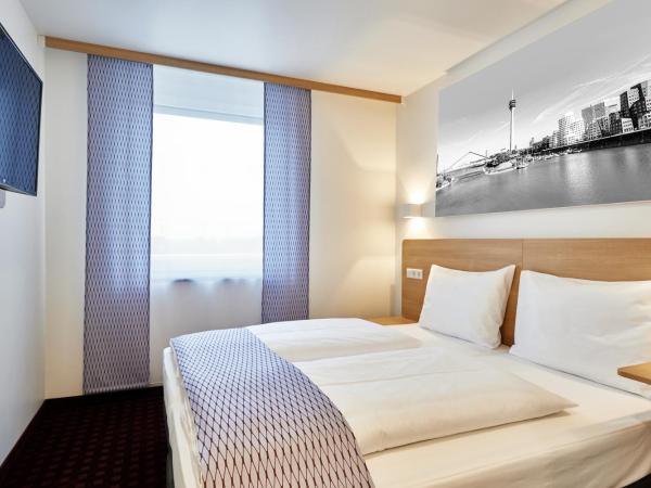 McDreams Hotel Düsseldorf-City : photo 6 de la chambre chambre double basique