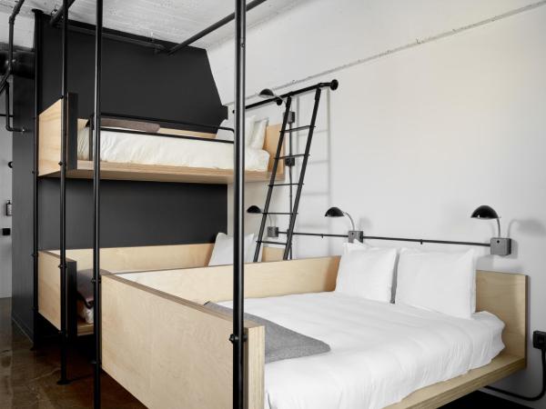 The Robey, Chicago, a Member of Design Hotels : photo 2 de la chambre loft avec lit queen-size et lit superposé