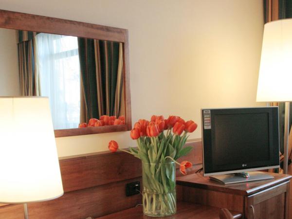 Hotel Master : photo 2 de la chambre chambre quadruple