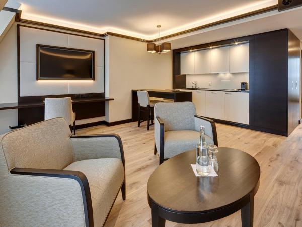 Hotel Monopol Luzern : photo 4 de la chambre suite deluxe