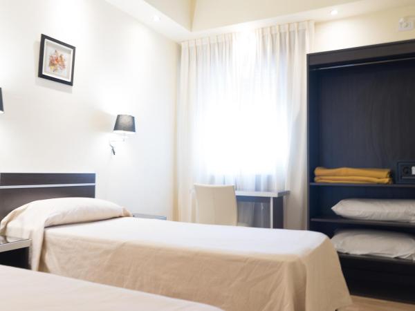 Hotel Viña de Italia : photo 4 de la chambre chambre familiale