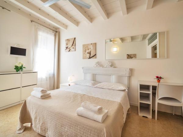 Academia Residence : photo 2 de la chambre chambre double