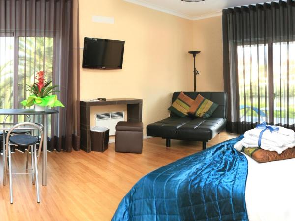 B&B Villa Vale Flores : photo 4 de la chambre chambre double ou lits jumeaux - vue sur ville