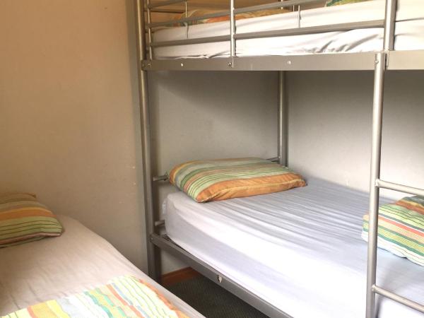 Narrara Backpackers Hobart : photo 5 de la chambre chambre simple avec salle de bains commune