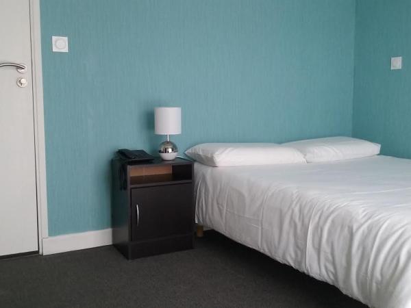 Hotel Bleu Azur : photo 6 de la chambre chambre double - accessible aux personnes à mobilité réduite 